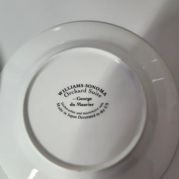 William Sonoma  Salad Plates,set of 4 - Picture 2 of 3